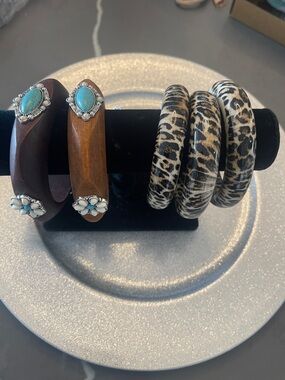 Turquoise Accent Wooden Bangle and Leopard Resin Bracelets Set